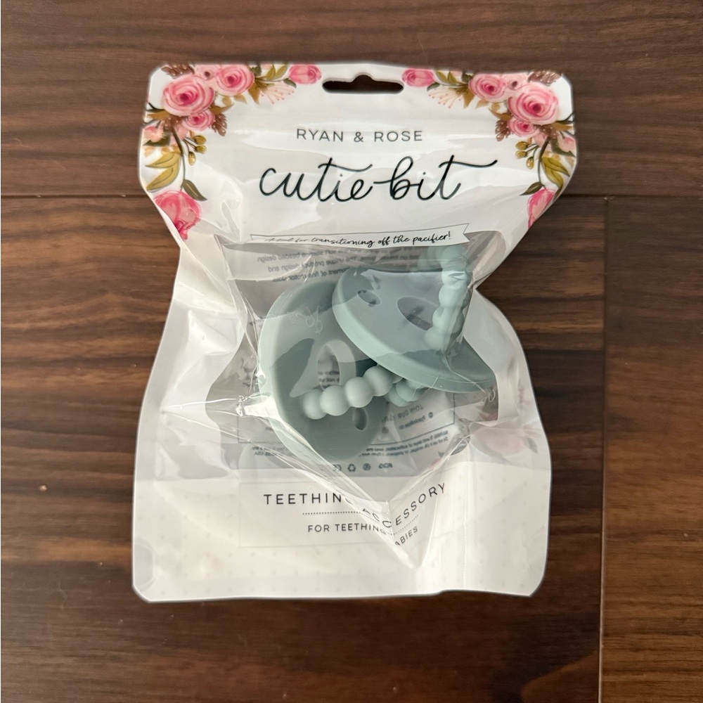 Ryan and Rose Cutie Bit Teething Accessory